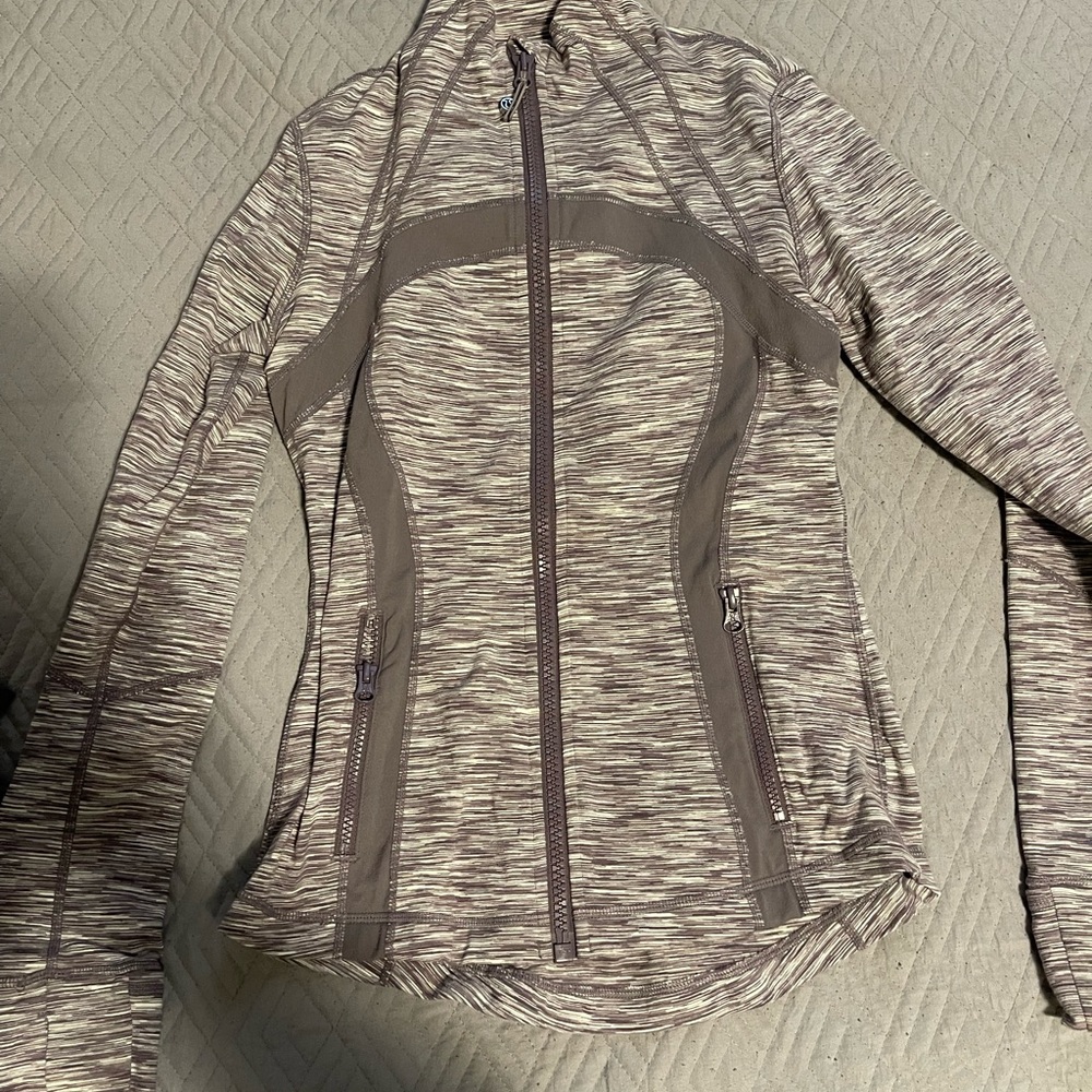 Lululemon define